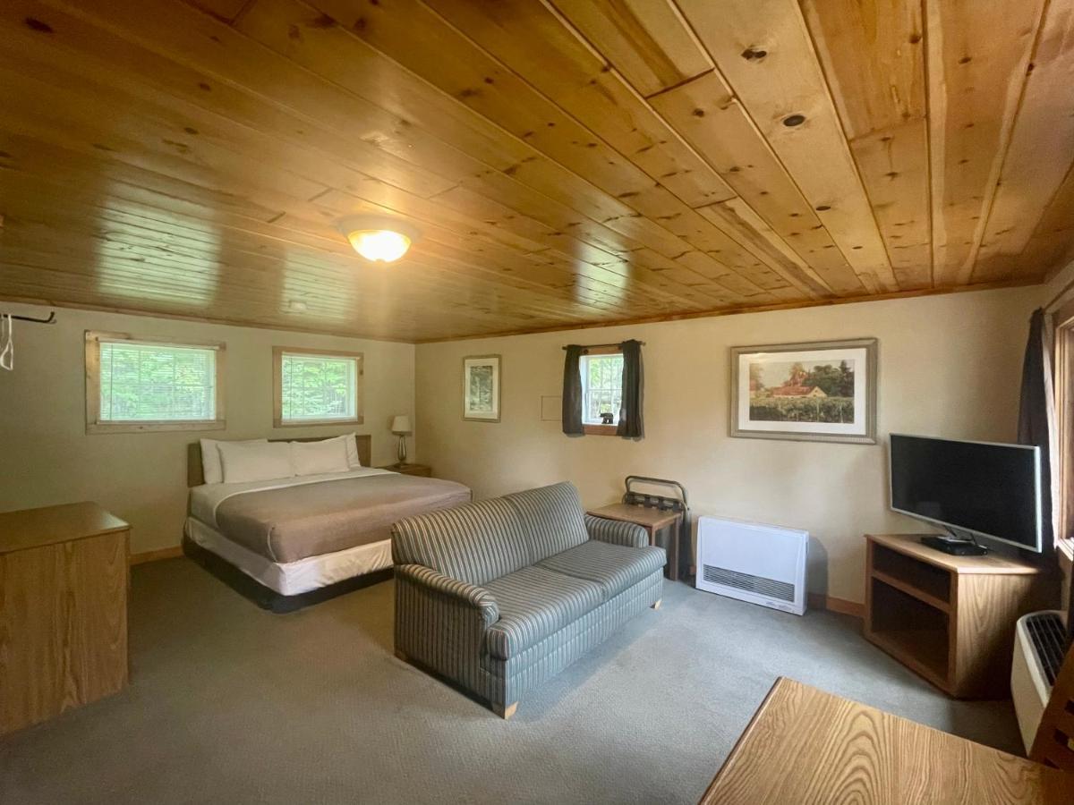Hanging Horn Lakeside Resort Moose Lake 외부 사진