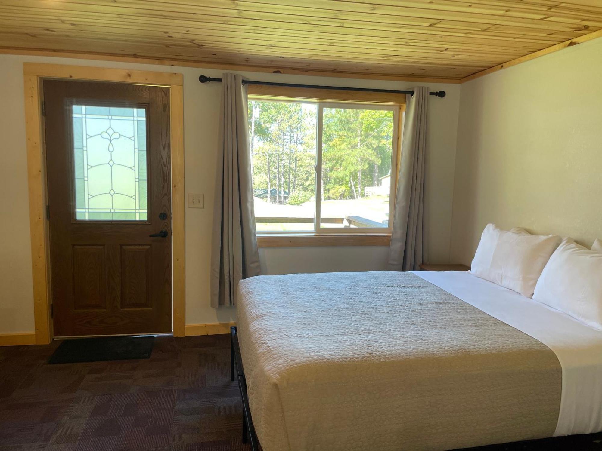 Hanging Horn Lakeside Resort Moose Lake 외부 사진
